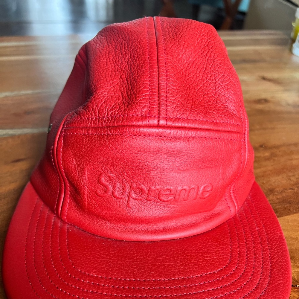 ❤️‍🔥Supreme red leather cap hat new never worn❤️‍🔥
